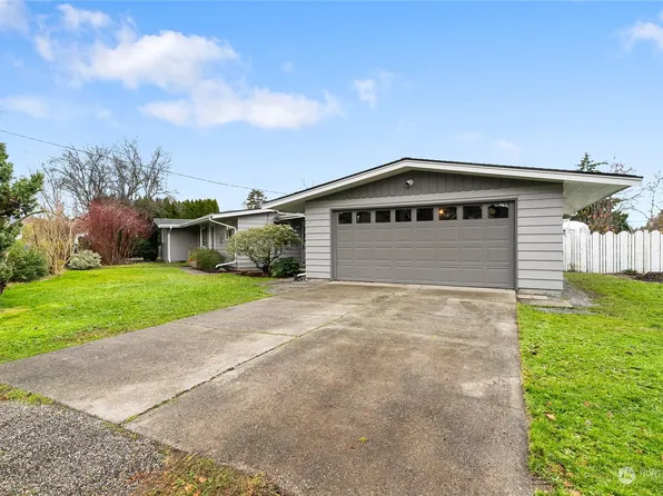 5815 Ewings Court, Bow, WA 98232