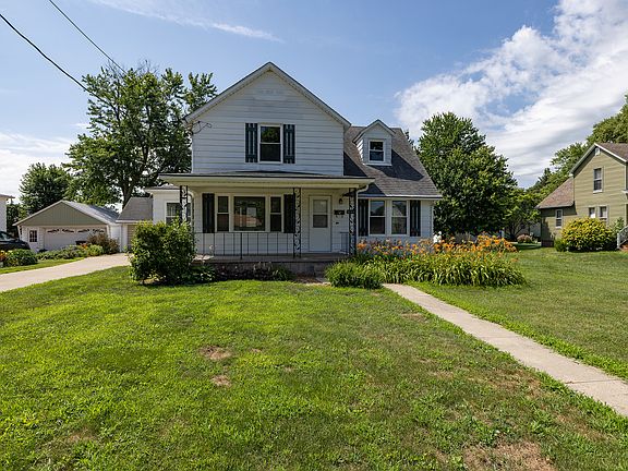 4th image of 614 E Main St