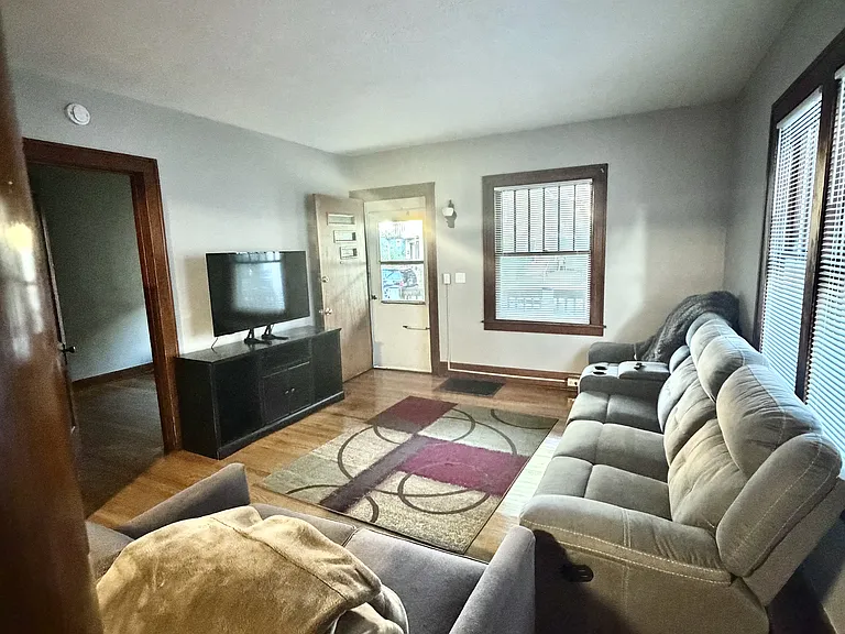 941 McReynolds Ave NW #1 — Photo 2