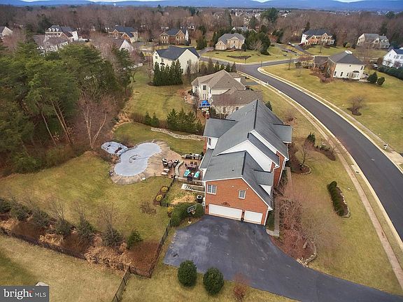 4th image of 14495 Chamberry Cir