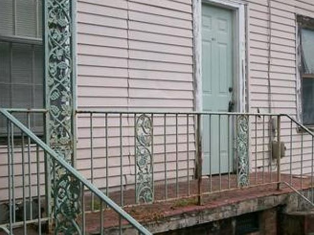 1st image of 605 Alabama Ave NW