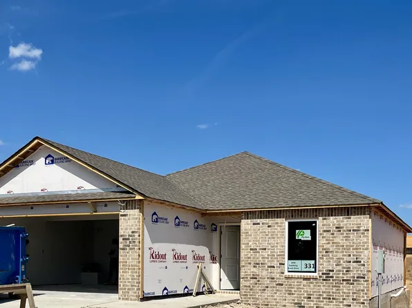 1656 Rambling Brook Dr, Benton, AR 72015