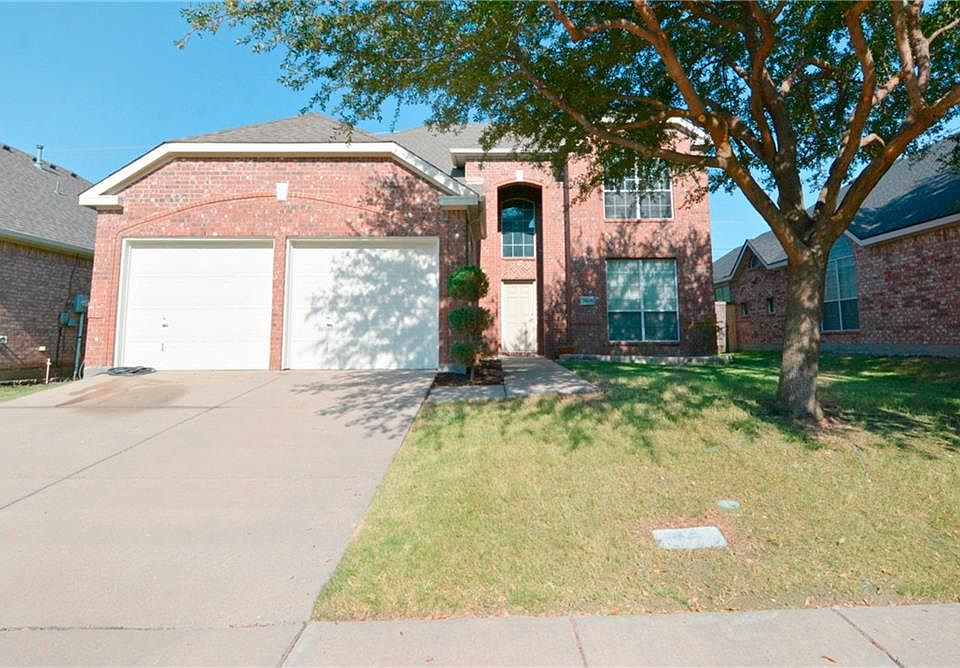 1st image of 2600 Swan Dr