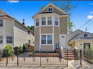 324 UNDERHILL AVE, Bronx, NY 10473