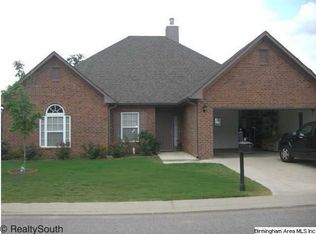 308 Creekside Ln, Pelham, AL 35124
