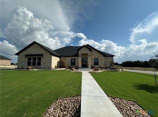 302 Rodeo Rd, Salado, TX 76571