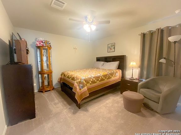 4th image of 13127 Rosemary Cove