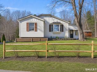 44 Red Bridge Rd, North Grosvenordale, CT 06255
