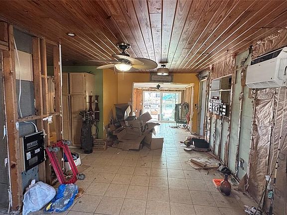 5th image of 5290 Circle Dr