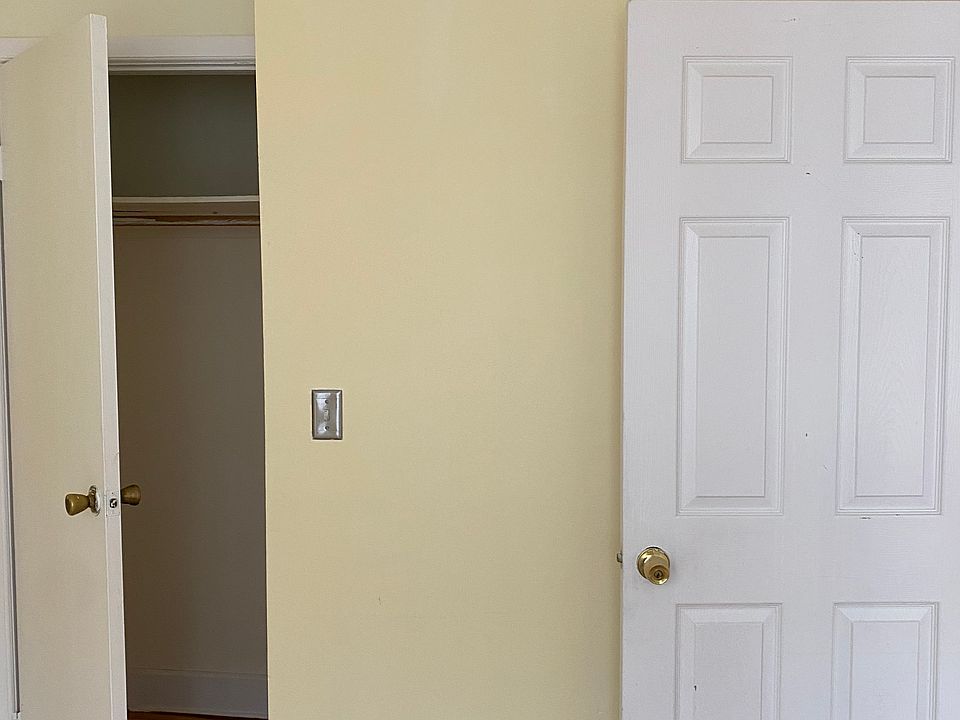 West bedroom