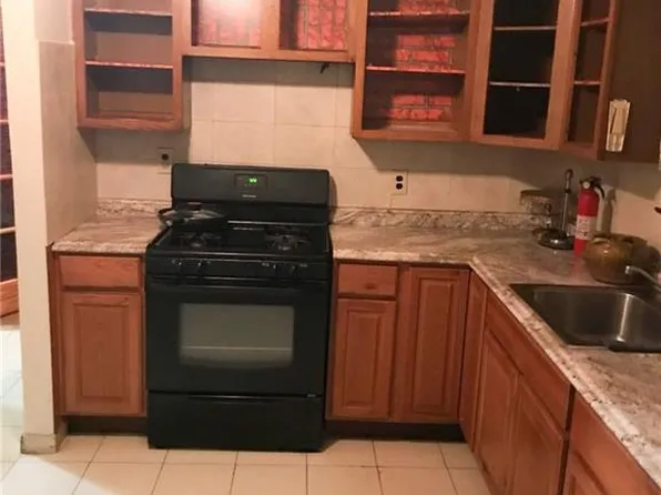 619 East 86th Street image 13 of 21