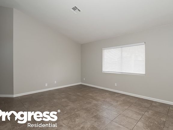 2nd image of 2621 Lake Martin Ct