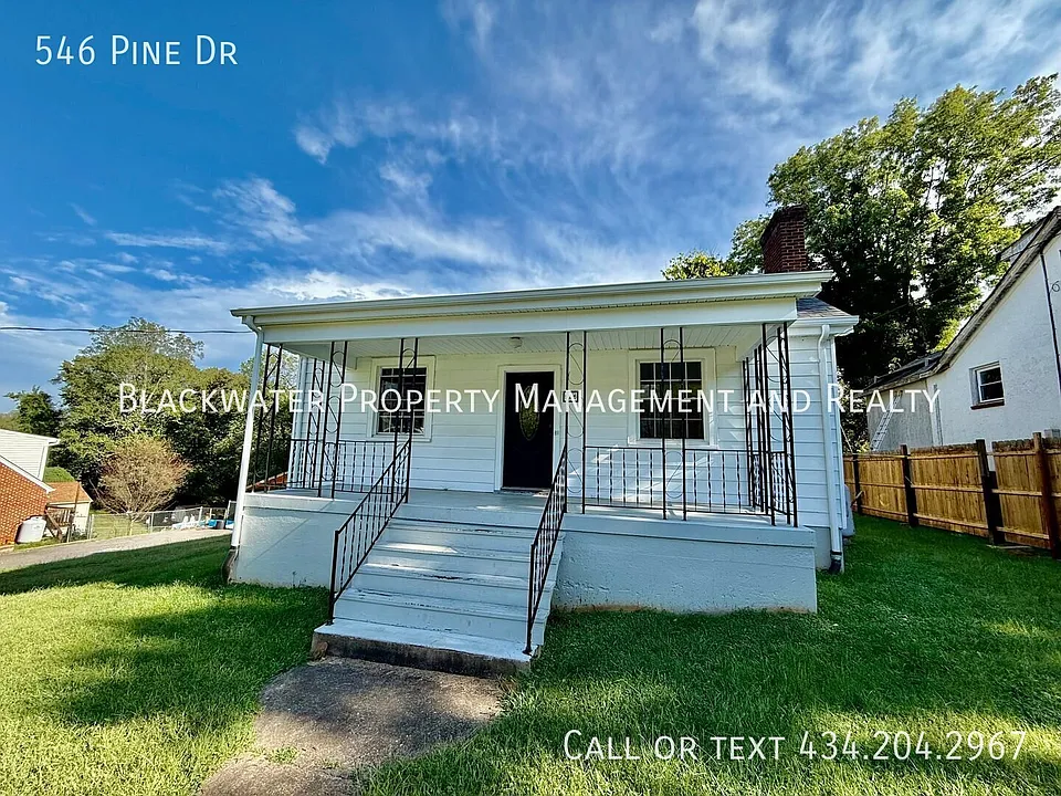 546 Pine Dr
