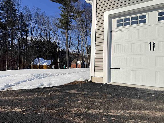 5th image of 105 Seaverns Bridge Road