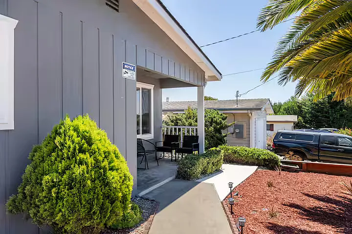 3196 Crescent Ave — Photo 23