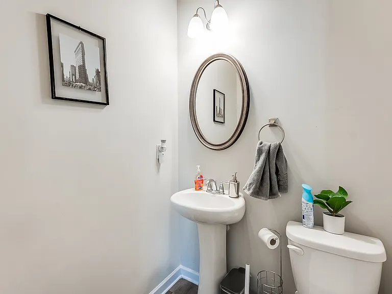 1313 Sweetbriar Cir — Photo 11