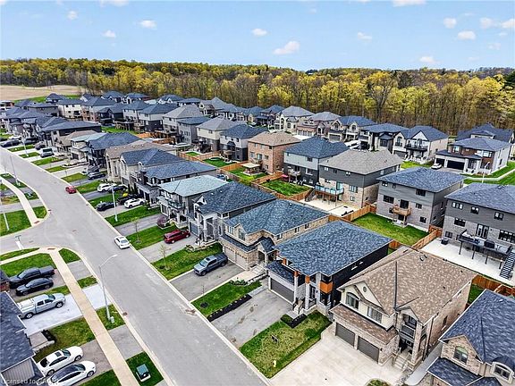 2nd image of 4048 Stadelbauer Dr