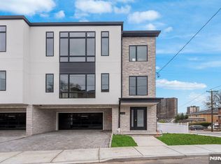 2026 Marguerite St, Fort Lee, NJ 07024