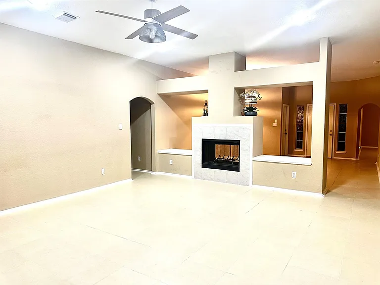 23023 Canal Rd — Photo 6