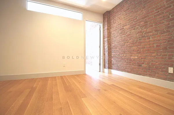 Rented by Bold New York | media 7