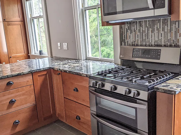 2114 Edgehill Rd #B — Photo 53