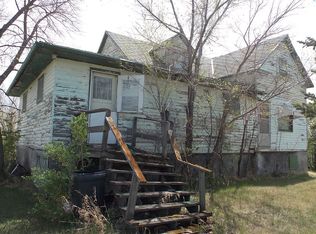 207 Davis Ave SW, Flaxton, ND 58737