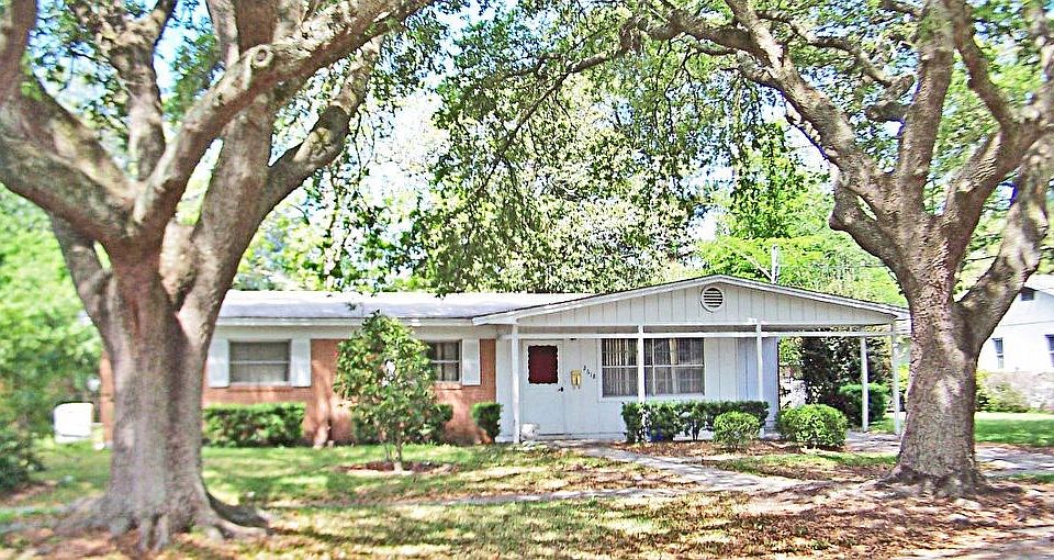 1st image of 2618 Elisa Dr E