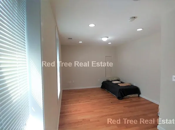 10 Moreland St #2, Boston, MA 02119