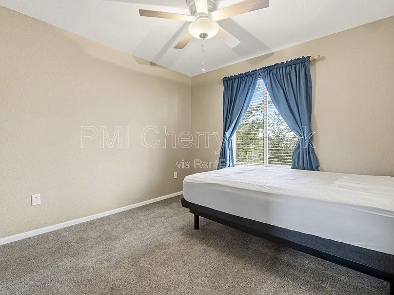 10740 Southhaven Cir — Photo 14