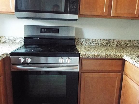 5th image of 18814 N 33rd Dr Unit 5