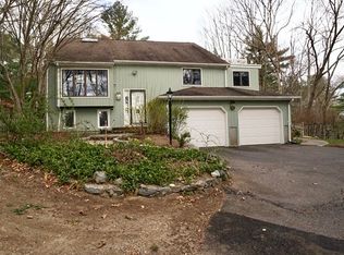 105 Spring St, Wrentham, MA 02093