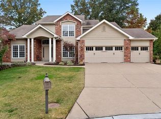 501 Clayton Meadows Ct, Ballwin, MO 63011