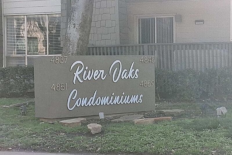 2nd image of 4845 Cedar Springs Rd Unit 1