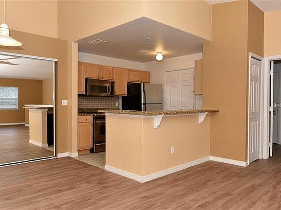 4th image of 910 Regatta Bay Dr #5205