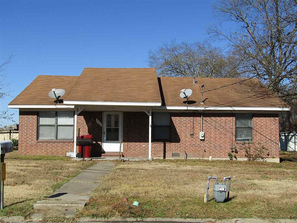 1st image of 556-560-568 Monroe St