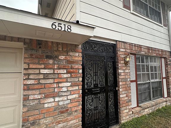 3rd image of 6518 S Briar Bayou Dr
