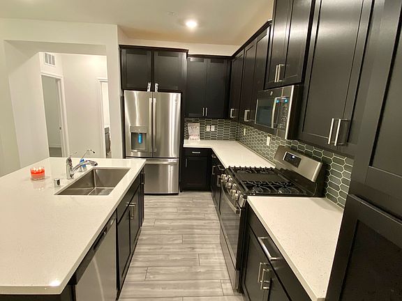 2nd image of 20 Barbara Ln #41