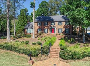 618 Willoughby Blvd, Greensboro, NC 27408
