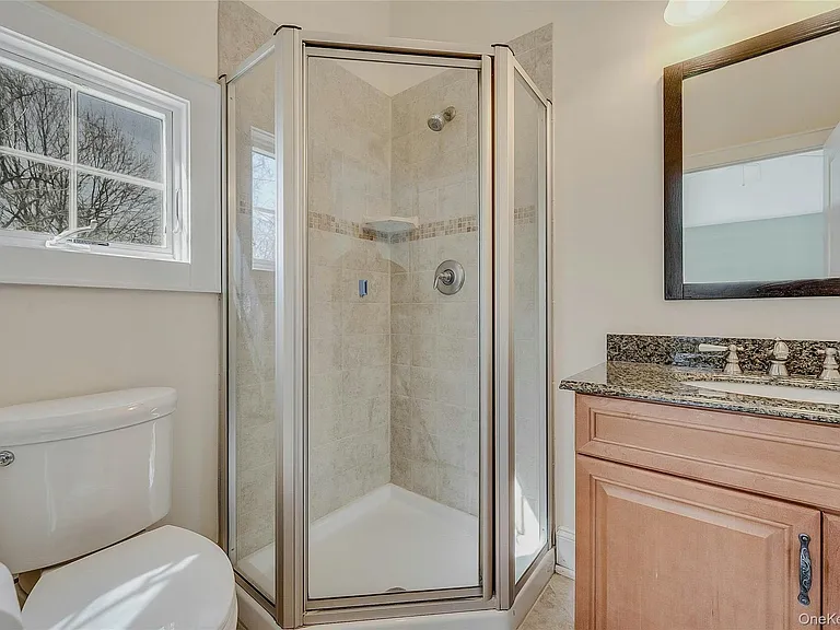 635 Strohson Rd — Photo 19