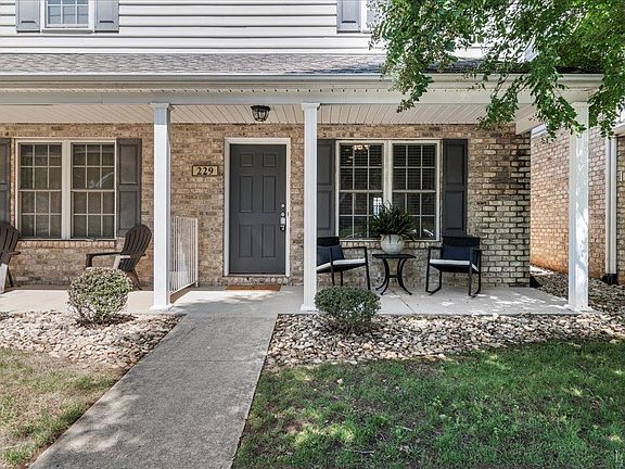 2nd image of 229 Portico St