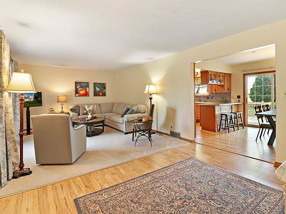 4th image of 153 Marino Ave