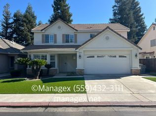 6424 N Alison Ln, Fresno, CA 93711