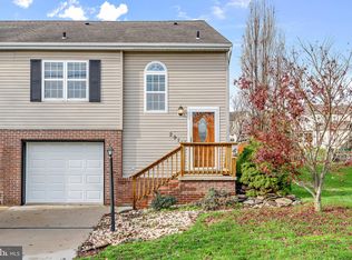 2976 Oakland Rd, Dover, PA 17315