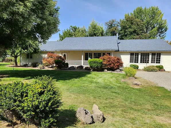 3011 S 90th Ave, Yakima, WA 98903