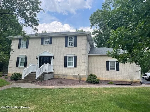 20 Honeysuckle Way, Brandenburg, KY 40108