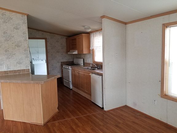 Kitchen view 3