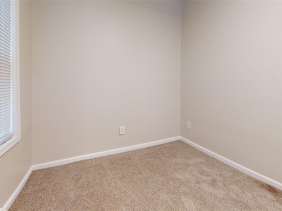 21145 Indian St, photo 22