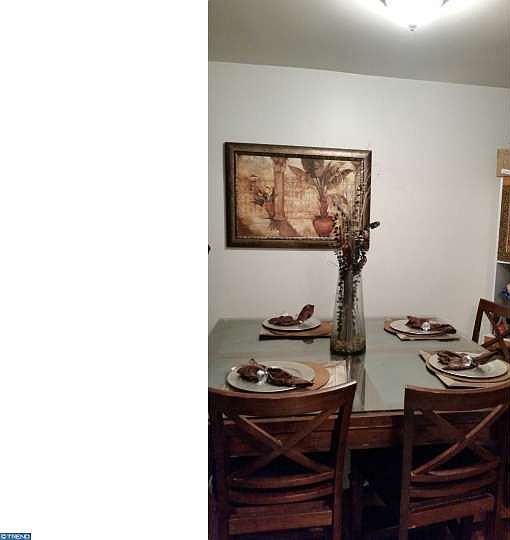 2nd image of 3746 Schleicher Ave