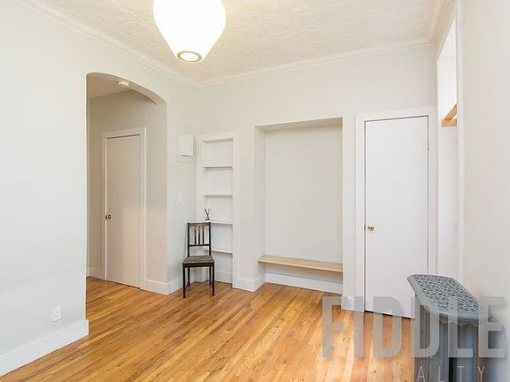 4th image of 88 Clinton Ave APT 1R