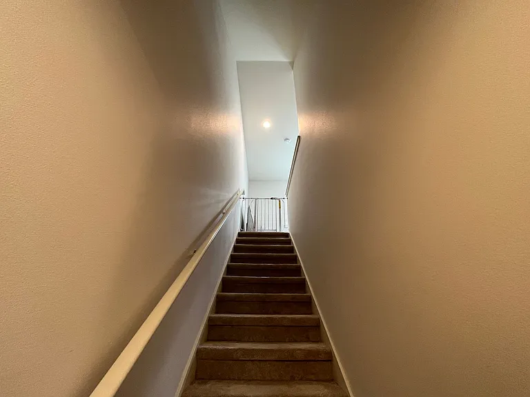10272 NW Alder Grove Ln — Photo 16